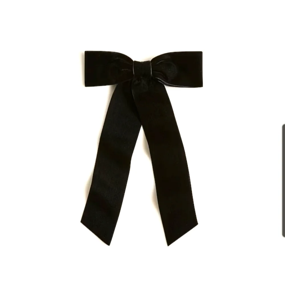 J.Crew Velvet Bow Hair Clip